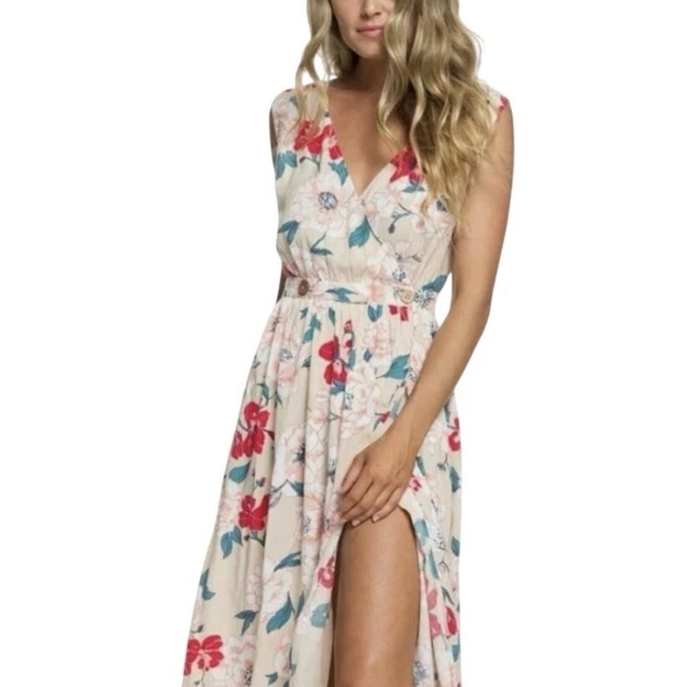 Roxy Floral V‑Neck Summer Dress in Cream and Red